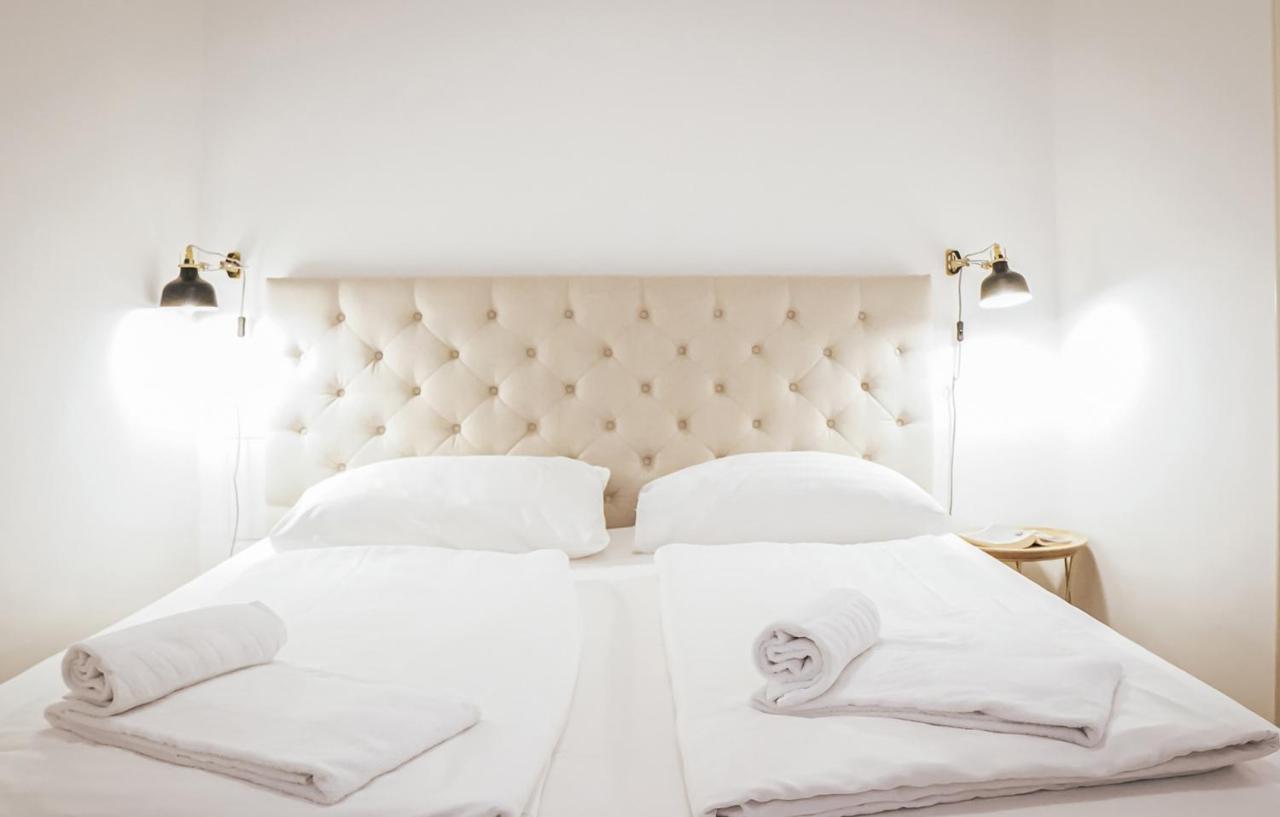 Heymi Apartments Kluckygasse Виена Екстериор снимка