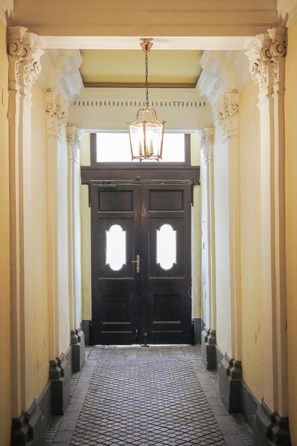Heymi Apartments Kluckygasse Виена Екстериор снимка